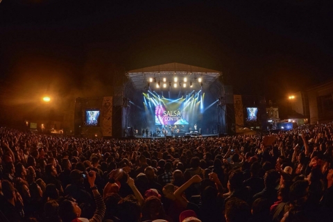 Fotografía de Salsa al Parque 2016 - Público y escenario